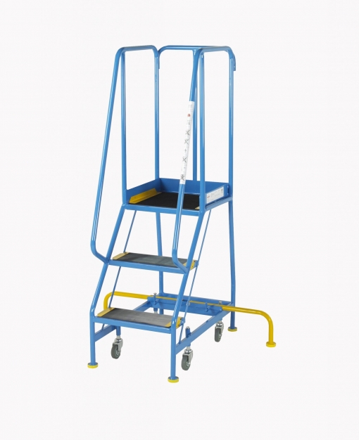 Narrow Aisle British Standards Spring Loaded Steps - Image 2